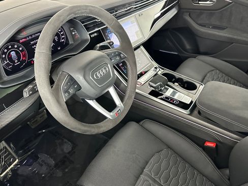 Used 2025 Audi RS Q8 performance image 9