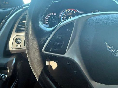 Used 2018 Chevrolet Corvette Stingray Coupe w/ 1LT image 25