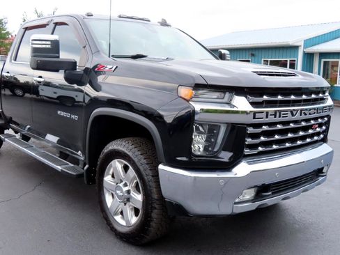Used 2020 Chevrolet Silverado 2500 LTZ image 26