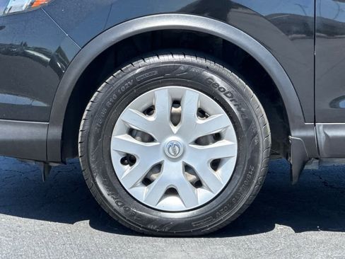 Used 2019 Nissan Rogue Sport S FWD image 29