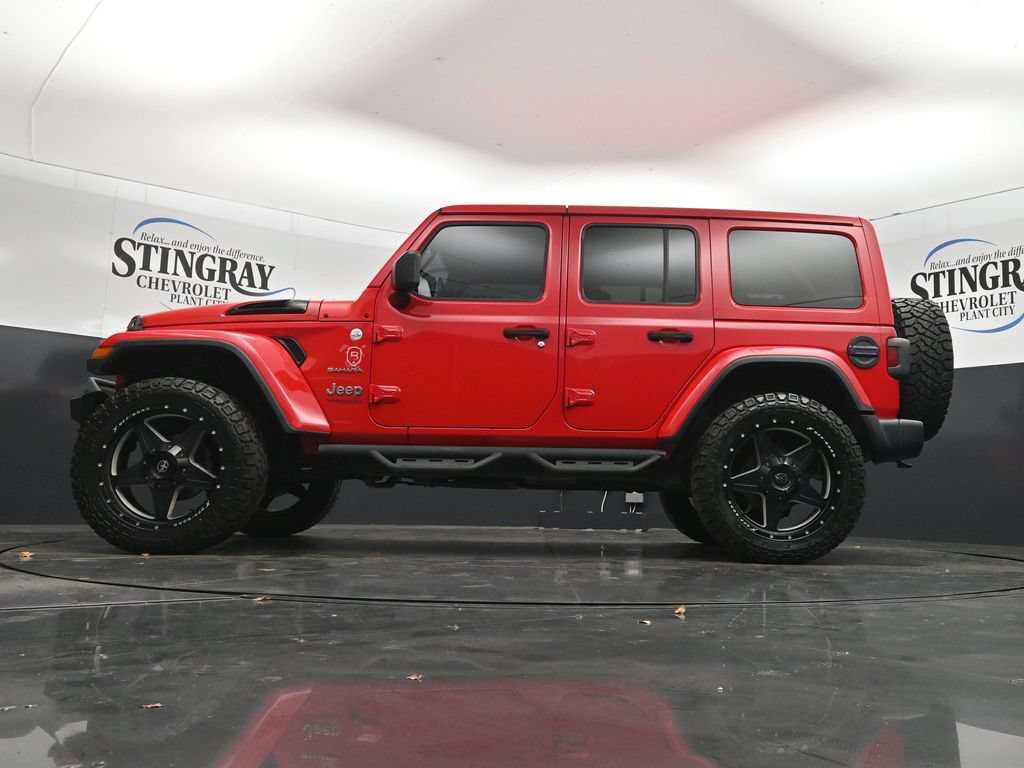 Used 2020 Jeep Wrangler Unlimited Sahara AWD/4WD image 29