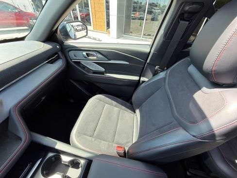 Used 2025 Ford Explorer ST w/ Sun And Sound Package AWD/4WD image 23