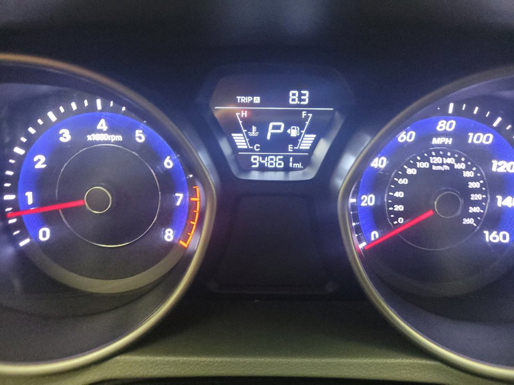 Used 2014 Hyundai Elantra SE w/ Option Group 02 FWD image 23