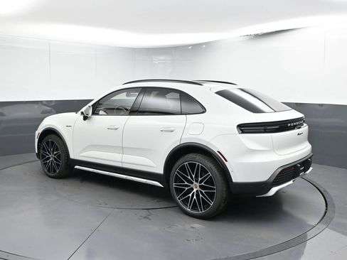 New 2024 Porsche Macan 4 Electric AWD/4WD image 3