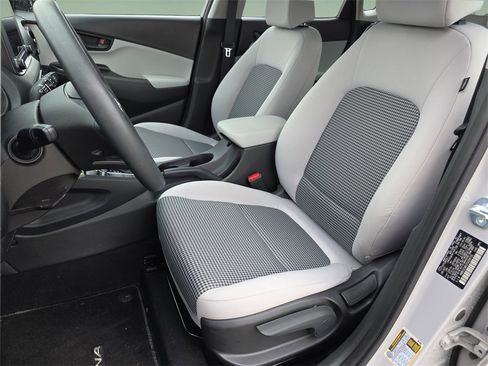 Certified 2023 Hyundai Kona SE image 19