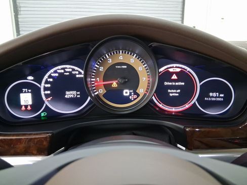 Certified 2023 Porsche Panamera 4S image 24