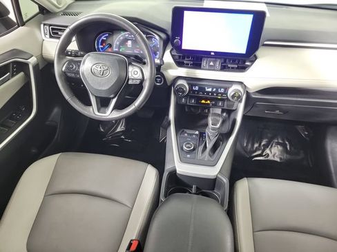 Used 2024 Toyota RAV4 XLE Premium w/ Weather Package AWD/4WD image 15