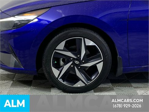 Used 2023 Hyundai Elantra Limited w/ Cargo Package image 13