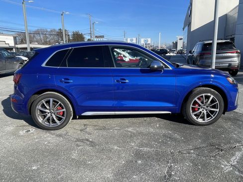 Used 2024 Audi SQ5 Prestige w/ Prestige Package image 5