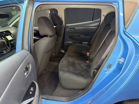 Used 2014 Nissan Leaf SV image 20