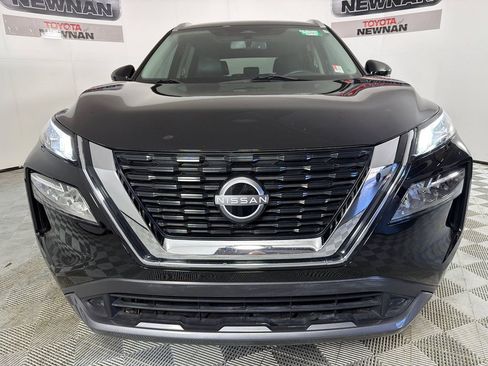 Used 2023 Nissan Rogue SL FWD image 9