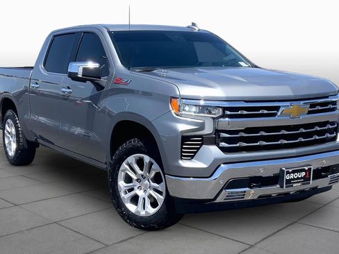 Used 2023 Chevrolet Silverado 1500 LTZ w/ LTZ Premium Package AWD/4WD image 3