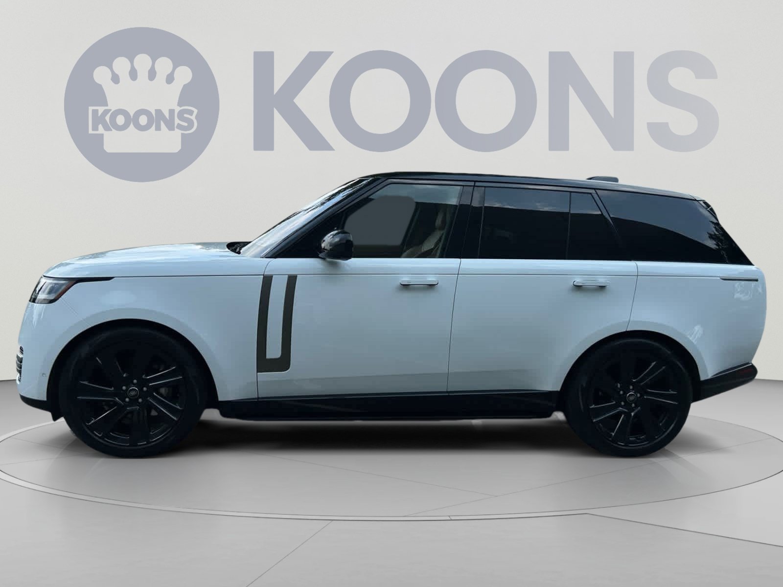 Used 2023 Land Rover Range Rover SE AWD/4WD image 8