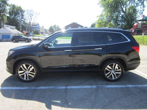 Used 2016 Honda Pilot Touring image 2