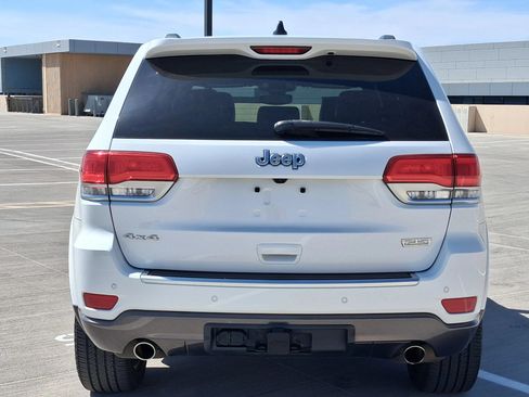 Used 2018 Jeep Grand Cherokee Limited AWD/4WD image 8