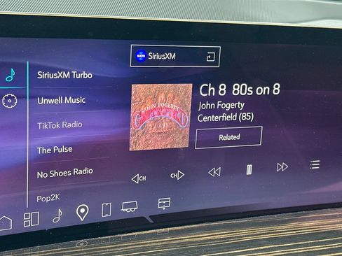 Certified 2025 Cadillac Escalade Premium Luxury image 27