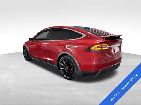 Used 2018 Tesla Model X P100D image 6