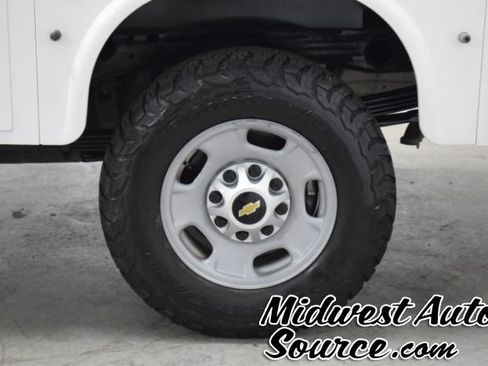 Used 2020 Chevrolet Silverado 2500 W/T w/ WT Convenience Package RWD image 9
