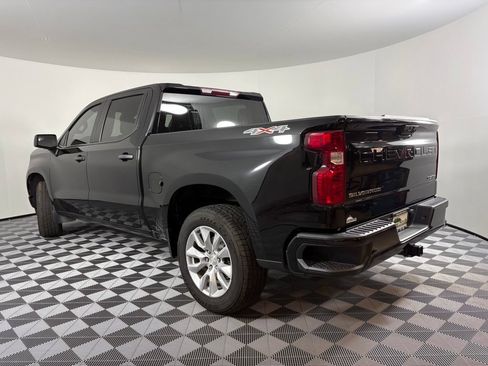 Used 2022 Chevrolet Silverado 1500 Custom AWD/4WD image 11