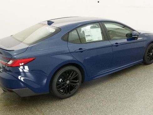 New 2026 Toyota Camry SE FWD image 9