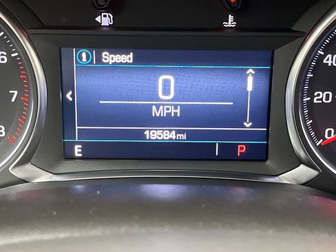 Certified 2023 GMC Acadia SLE w/ Driver Convenience Package image 16