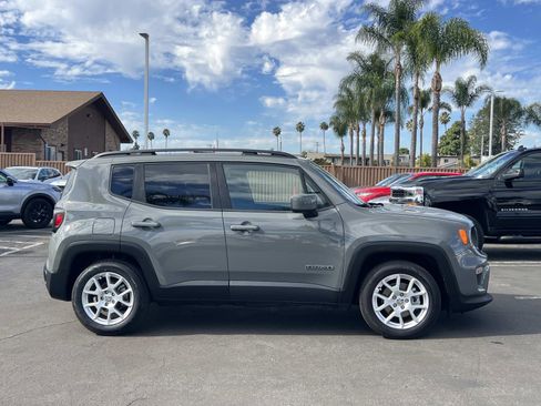 Used 2021 Jeep Renegade Latitude image 26