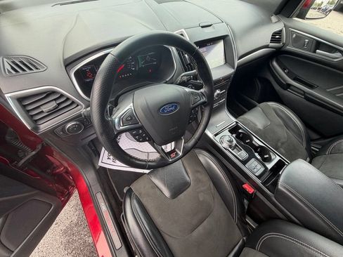 Used 2019 Ford Edge ST w/ Equipment Group 401A AWD/4WD image 18