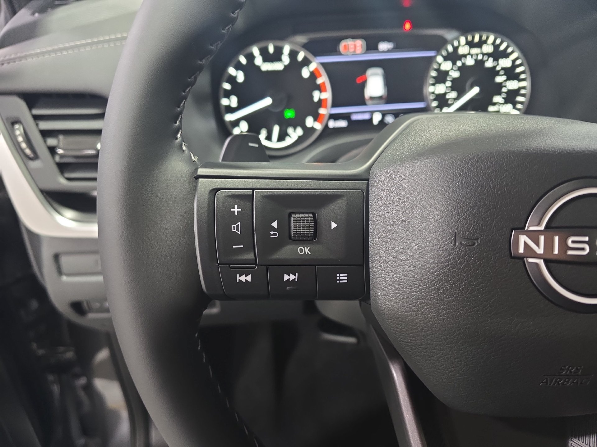 New 2026 Nissan Rogue SV FWD image 17