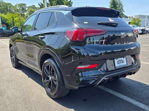 Used 2024 Buick Encore GX Sport Touring image 5