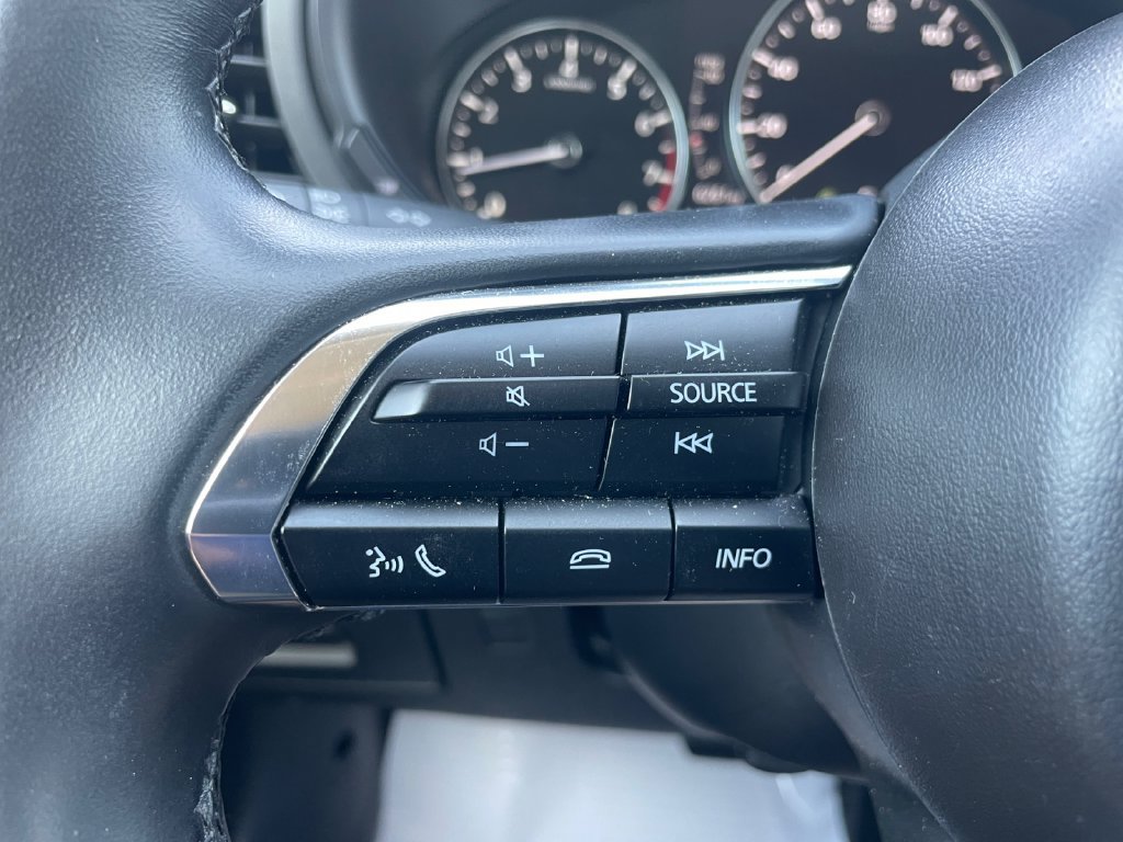 Used 2025 MAZDA MAZDA3 s FWD image 35