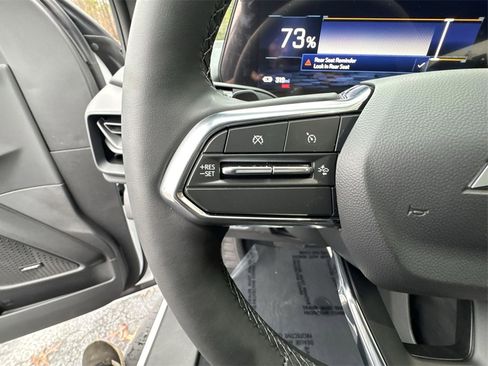 New 2025 Chevrolet Silverado EV LT image 17