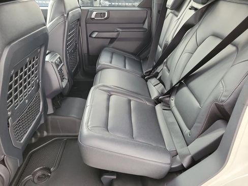 New 2026 Ford Bronco Big Bend w/ Black Diamond Package AWD/4WD image 15