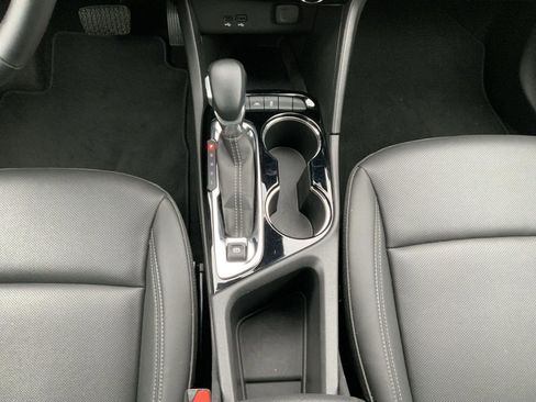 Used 2024 Buick Encore GX Sport Touring AWD/4WD image 44