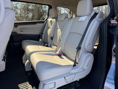 New 2026 Honda Odyssey EX-L image 11