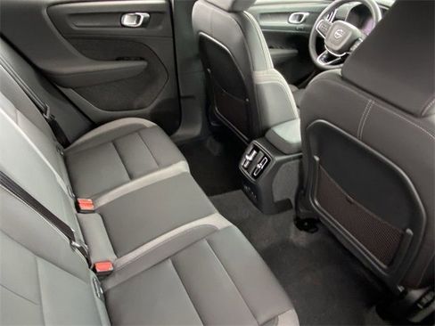 Used 2024 Volvo XC40 Recharge Core w/ Protection Package Premier image 16