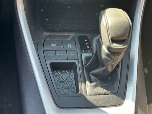 Used 2023 Toyota RAV4 XLE image 15