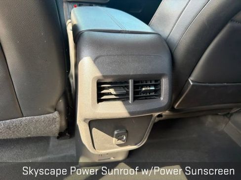 Used 2019 GMC Terrain SLT w/ Preferred Package FWD image 22