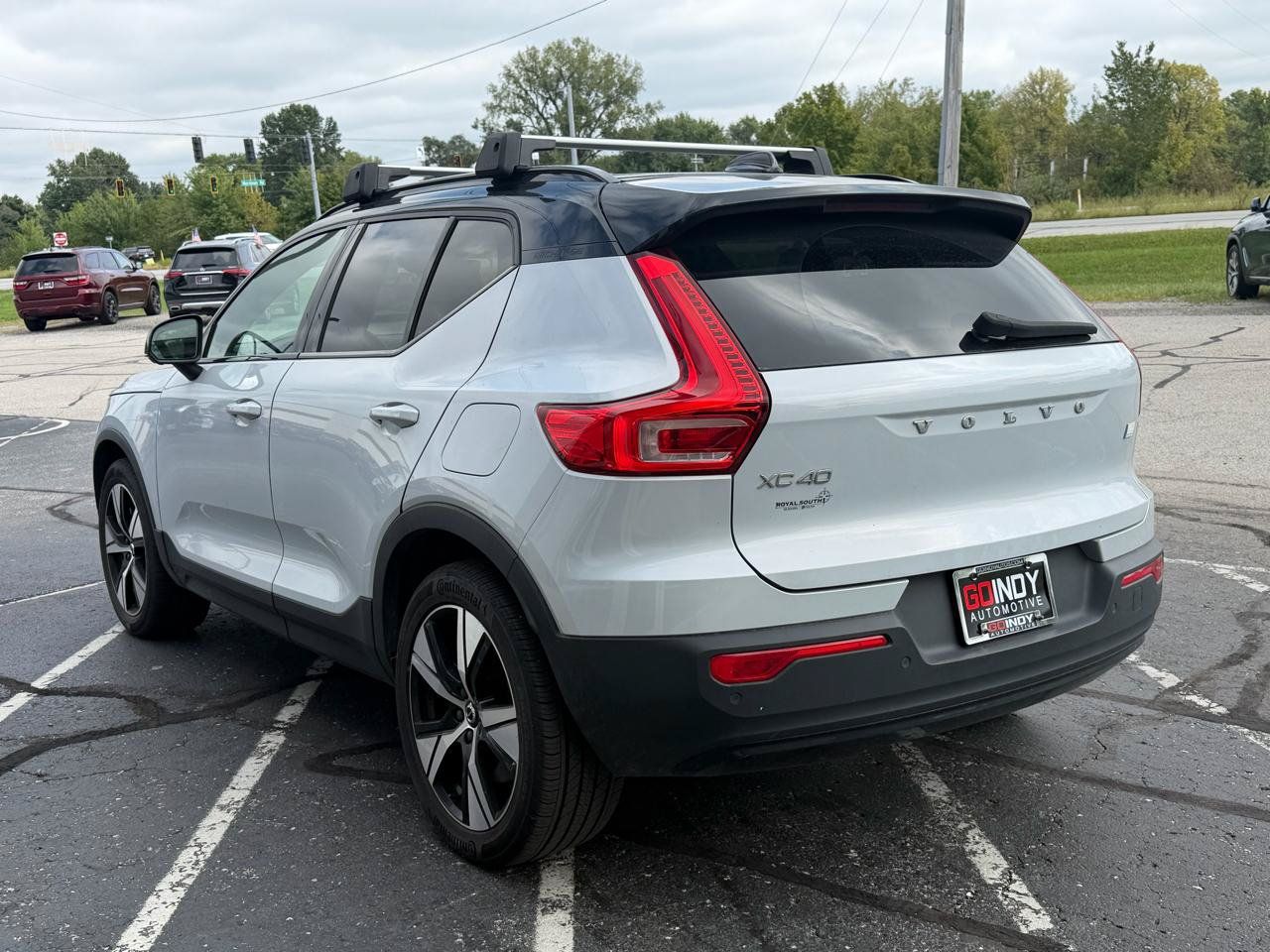 Used 2021 Volvo XC40 P8 Recharge AWD/4WD image 3