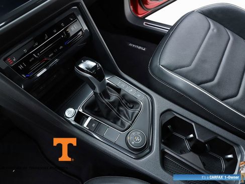 Used 2024 Volkswagen Tiguan SEL R-Line image 24