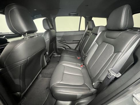 New 2026 Jeep Cherokee Laredo image 5