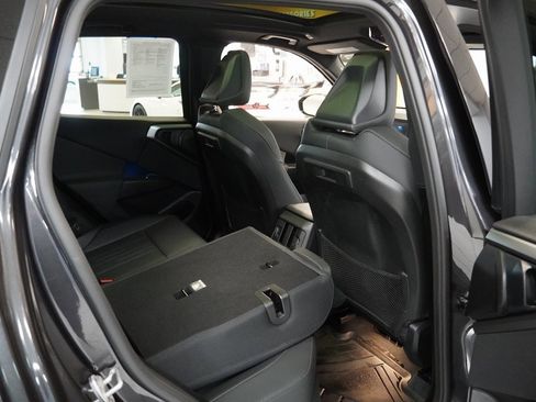 Used 2025 BMW X3 xDrive30i w/ M Sport Package image 28