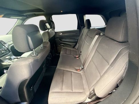 Used 2019 Jeep Grand Cherokee Laredo AWD/4WD image 32