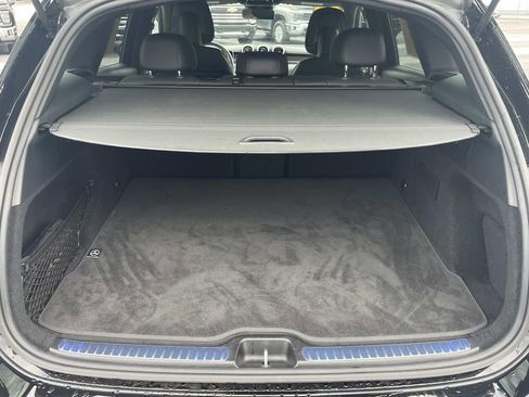 Used 2024 Mercedes-Benz GLC 300 image 10