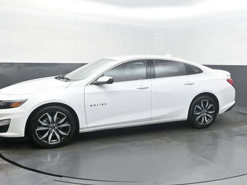 Used 2024 Chevrolet Malibu RS image 5