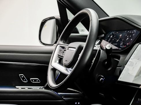 Used 2024 Land Rover Range Rover SE image 50