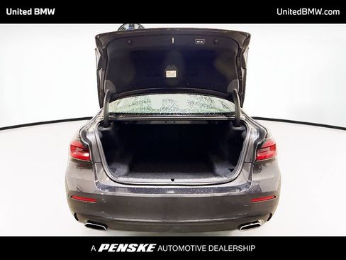 Used 2021 BMW 530i RWD image 14
