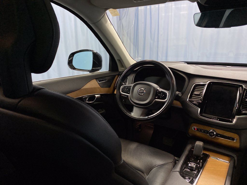 Used 2022 Volvo XC90 T8 Inscription Expression w/ Advanced Package AWD/4WD image 38