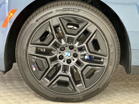 Used 2026 BMW iX xDrive60 w/ M Sport Package AWD/4WD image 11
