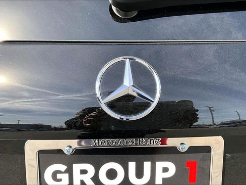 Used 2025 Mercedes-Benz GLB 250 image 10