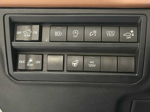 Used 2022 Toyota Tundra 1794 Edition w/ Advanced Package image 18